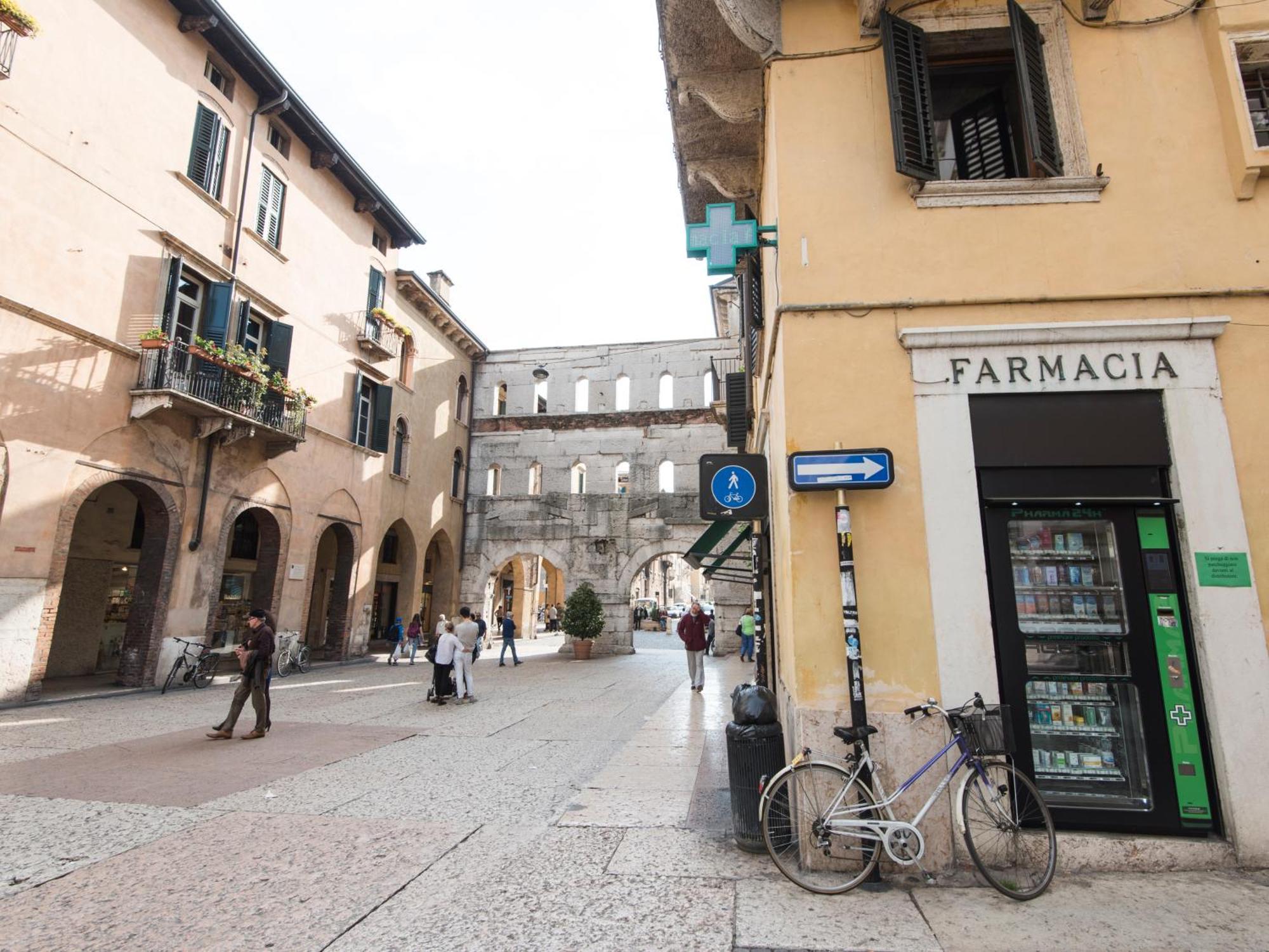 Italianflat - Via Adua Two Bedroom Old Town * Verona